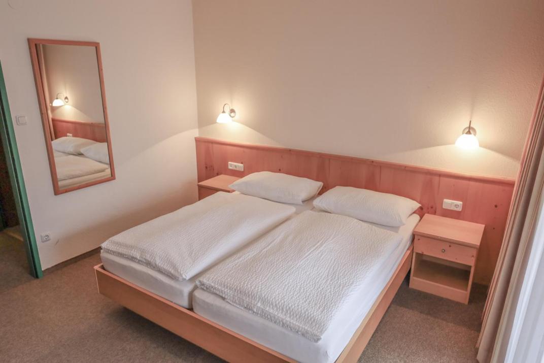 Gasthof Pension Pichlernwirt Himmelberg Extérieur photo